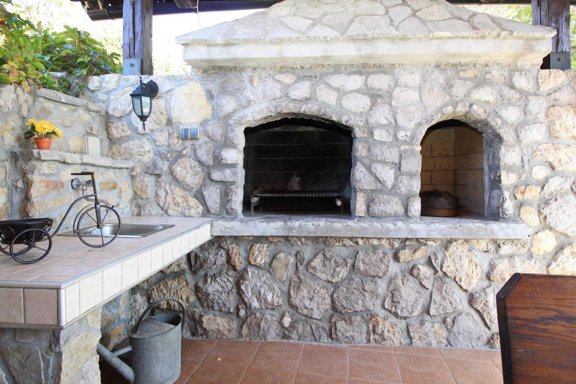 Villa Katarinini Dvori Baška Exteriör bild