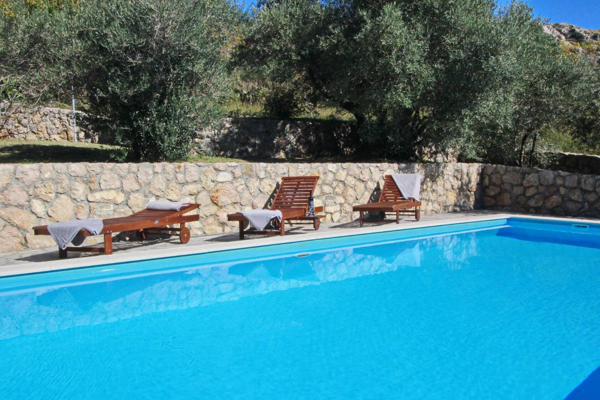 Villa Katarinini Dvori Baška Exteriör bild